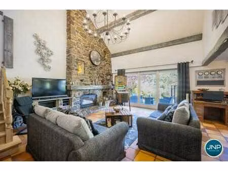 aywaille - magnifique villa aux beaux volumes intérieurs !