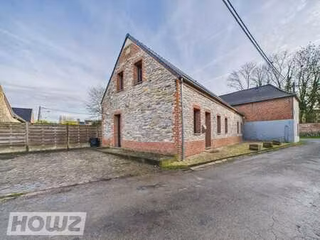 ? élégance & volumes d’exception : maison atypique à jollain