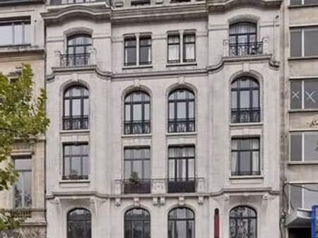 for rent located between porte de namur and porte louise