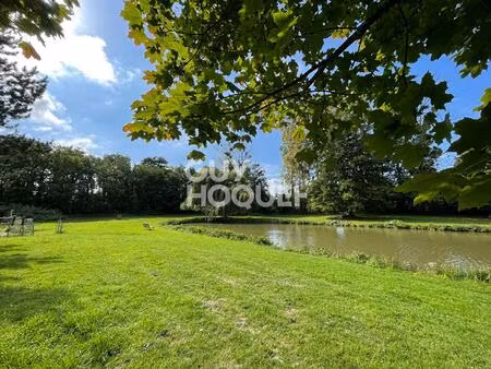 domaine avec habitation  étangs et forêt