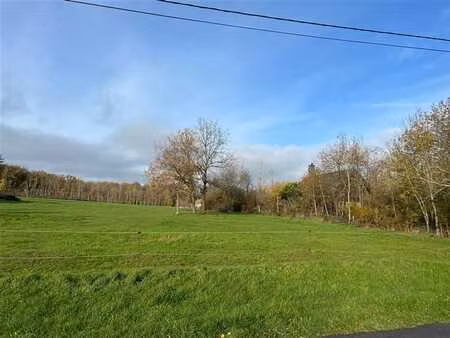 magnifique terrain à batir au calme