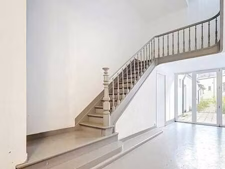 superbe studio meublé