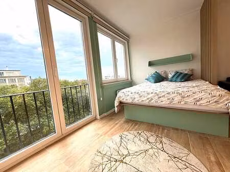 studio moderne à louer  entre l'otan et le quartier eu