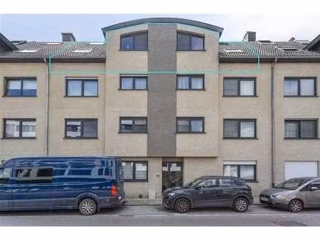 appartement 2 chambres avec emplacement dans le centre de me