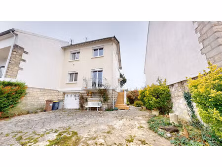 maison bois d'arcy 4 pièces 88 m2 - 377 m² de terrain