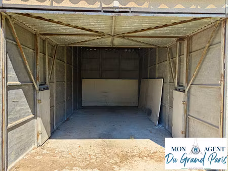 centre-ville jouy en josas garage-box 12m2