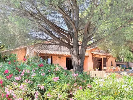 vente maison 6 pièces 180 m² à saint-tropez (83990)  1 300 000 €