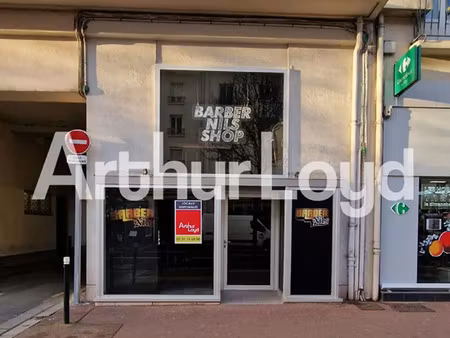 local commercial caen centre 56 m2