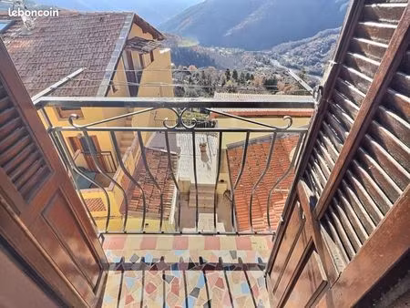 appartement 3 pièces 42 m²