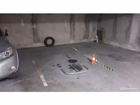 place de parking en 2ème sous-sol secteur carnolès