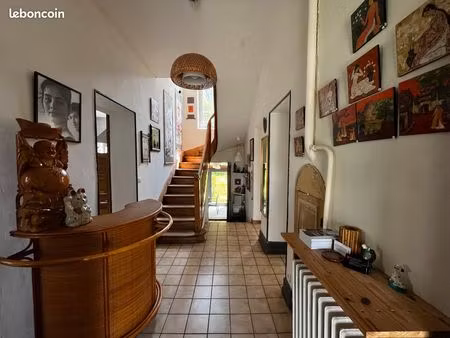 maison bourgeoise 10 pièces avec terrain constructibee