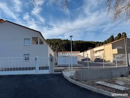 villa 4 pièces 85 m²