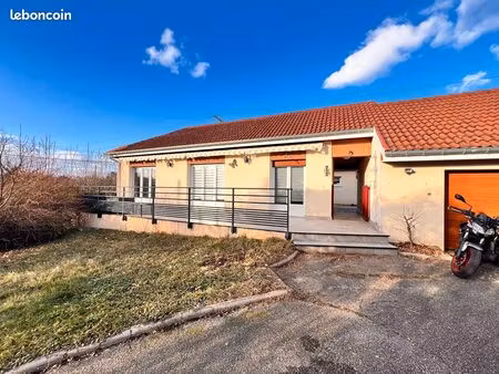 maison 8 pièces 160 m²