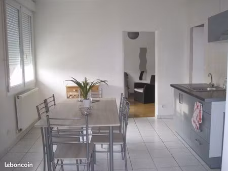 location t3 à mayenne