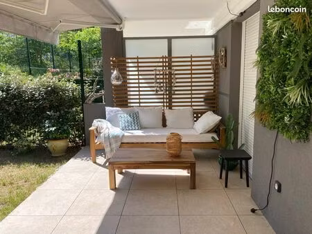 à vendre – superbe 2 pièces lumineux avec jardin – rez-de-chaussée – immeuble année 2020