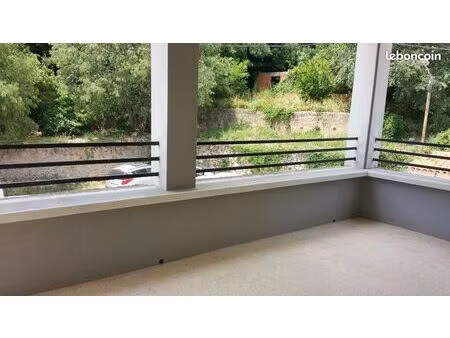 appartement 3 pièces 54 m²