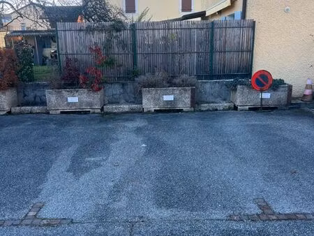 place de parking à louer – thonon-les-bains (rue alexandre gande