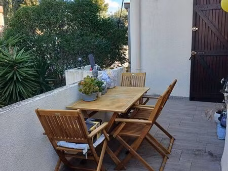 t3 avec 200m2 de jardin