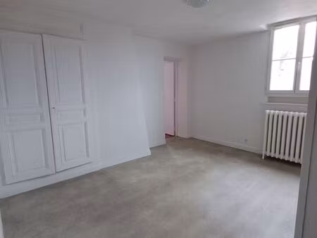 t2 - citadelle - rue leon dupontreue