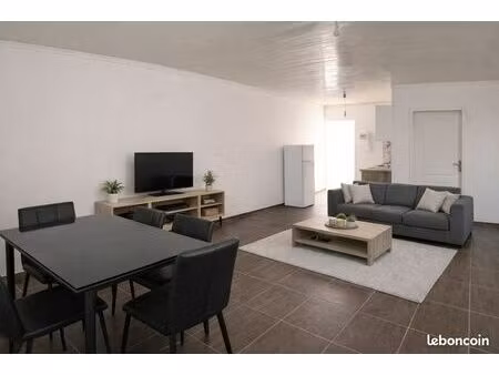 3 studio disponibles à sainte rose