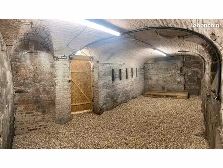 cave/ box de stockage