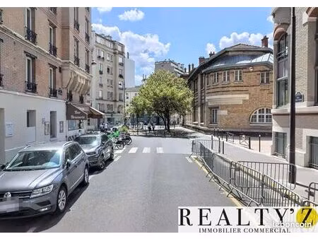 local commercial 58 m²