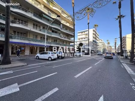 bureaux  local commercial 100 m² cagnes-sur-mer