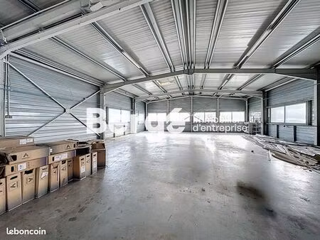 local 600 m² mougins