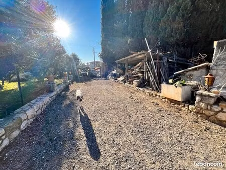 entrepôt 110 m² carros