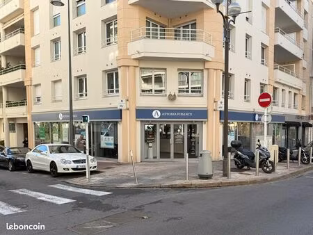 local commercial à louer boulevard carnot