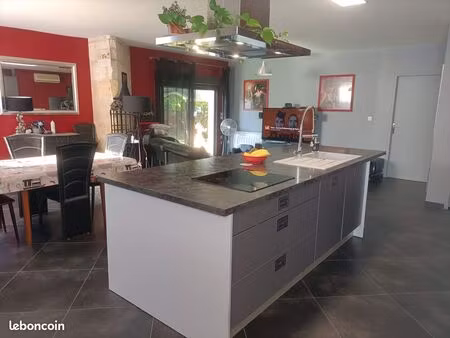 maison 130 m² avec jardin  garage et cave