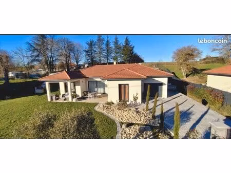 maison moderne 4 pièces  112m2