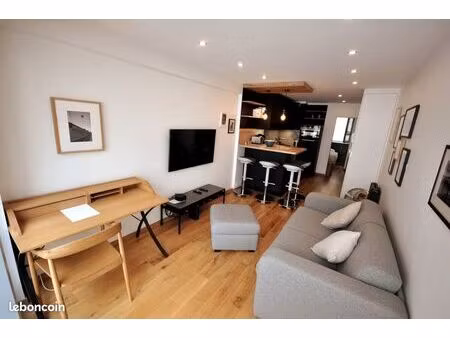 superbe 2 pièces meublé 33 m2 – paris 8ème – 1700 cc