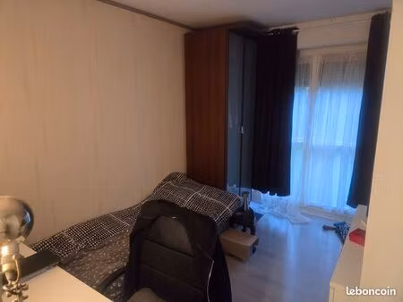 location chez personne âgée