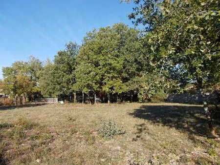 terrain constructible viabilisé à vendre