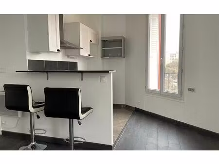 location appartement  22.3 m² t-1 à le pré-saint-gervais  756 €
