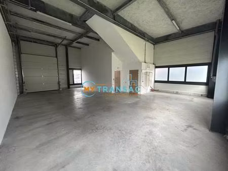location local industriel 226 m² à chanteloup-en-brie (77600)