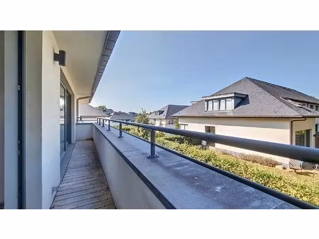 appartement à louer avec terrasse et piscine   waterloo (vbd70086)