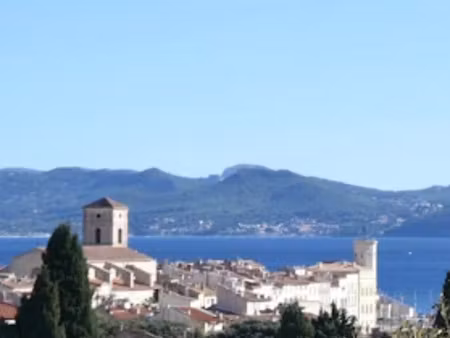 vente appartement 3 pièces 63.22 m² à la ciotat (13600)  299 000 €