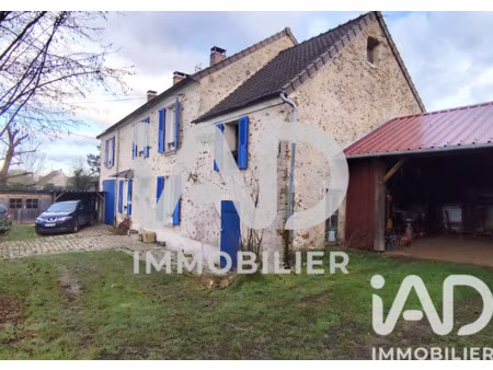 vente maison 8 pièces 240 m² villeneuve-sur-bellot (77510)