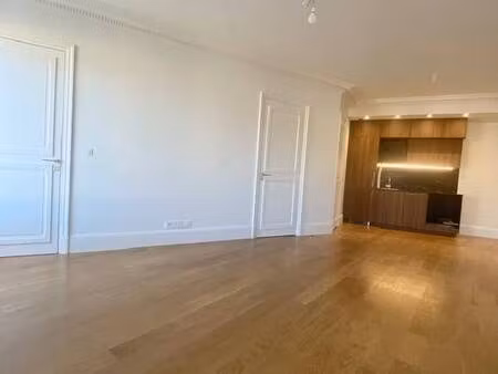 location appartement 3 pièces 52 m² à lyon 9 (69009)