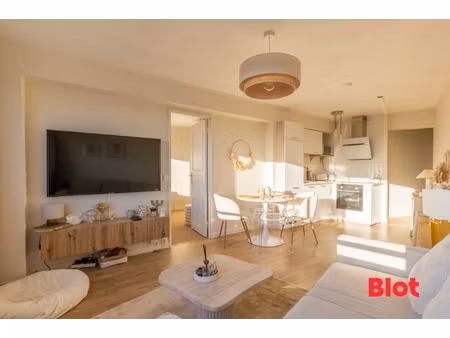 a vendre : appartement 2 piece bourg leveque