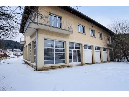 parking t3 maîche à vendre