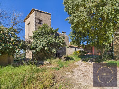 bastide et terrains agricoles sur ancienne exploitation viti