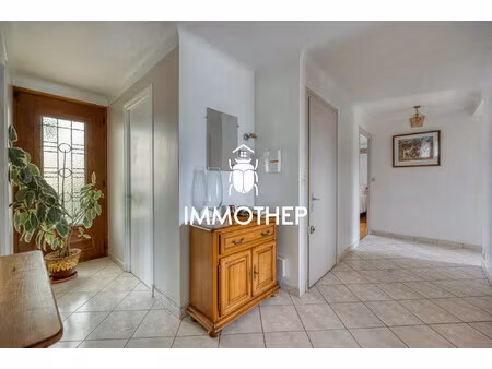 maison 9p + c 217 m2