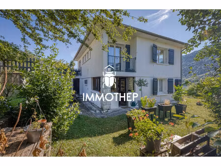 maison 6p + c 115 m2 habitables 329 000 €