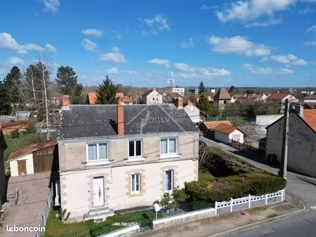 maison 6 pièces 150 m²