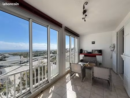 sainte-clotilde  quartier centre de la bretagne  t3/4b de 81 m² lumineux et traversant  da