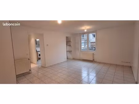 la fouillouse  f3 rénové   rez de chaussée