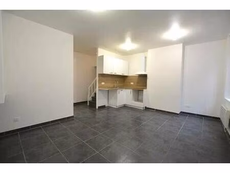 maison de ville à louer